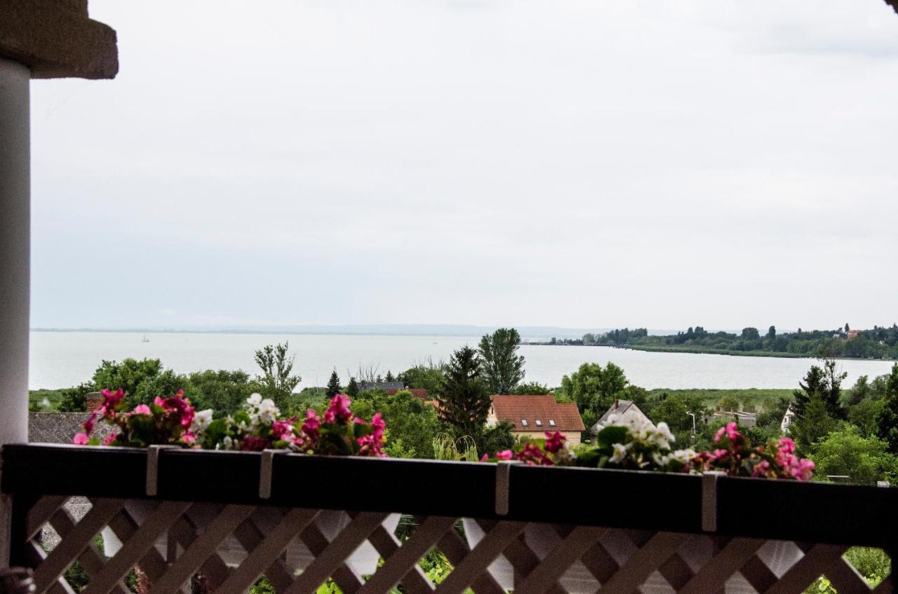 Pigal Panzio Bed & Breakfast Badacsonyörs Exterior foto