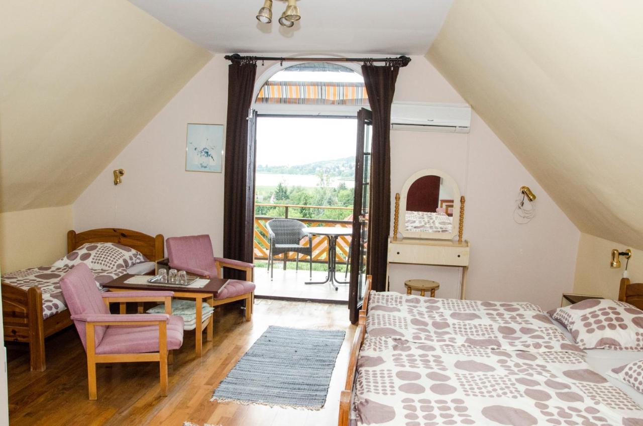 Pigal Panzio Bed & Breakfast Badacsonyörs Exterior foto